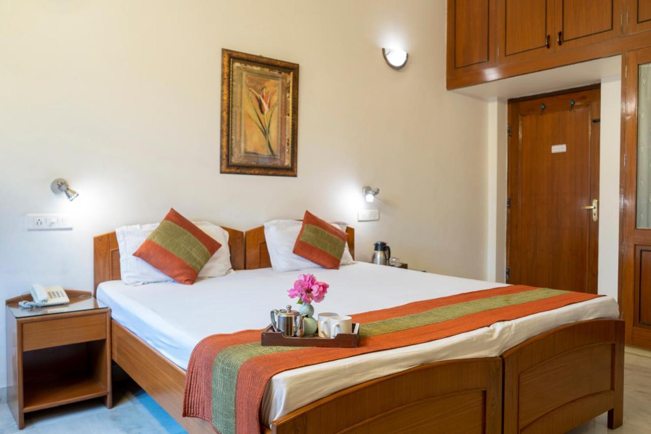 ג'איפור Giri Homestay By Vista Rooms מראה חיצוני תמונה